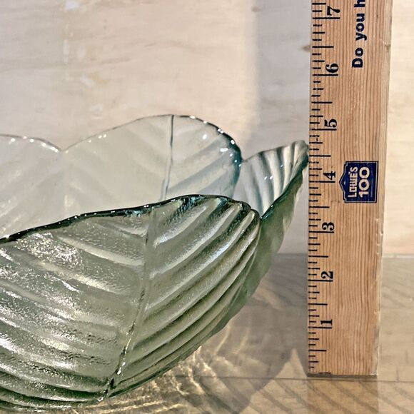 Green Serving Bowl Frosted Glass Leaf Lettuce Cabbage Salad Vintage VTG - Picture 4 of 5